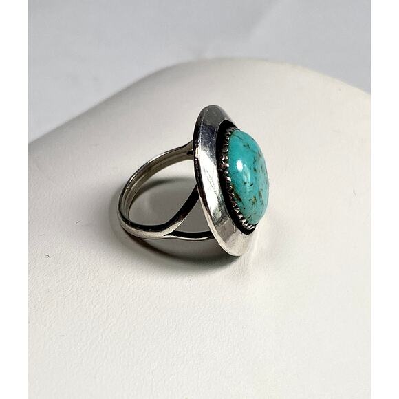 Vintage Sterling Silver Turquoise Ring